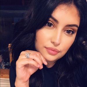 Meet your Posher, Nancee